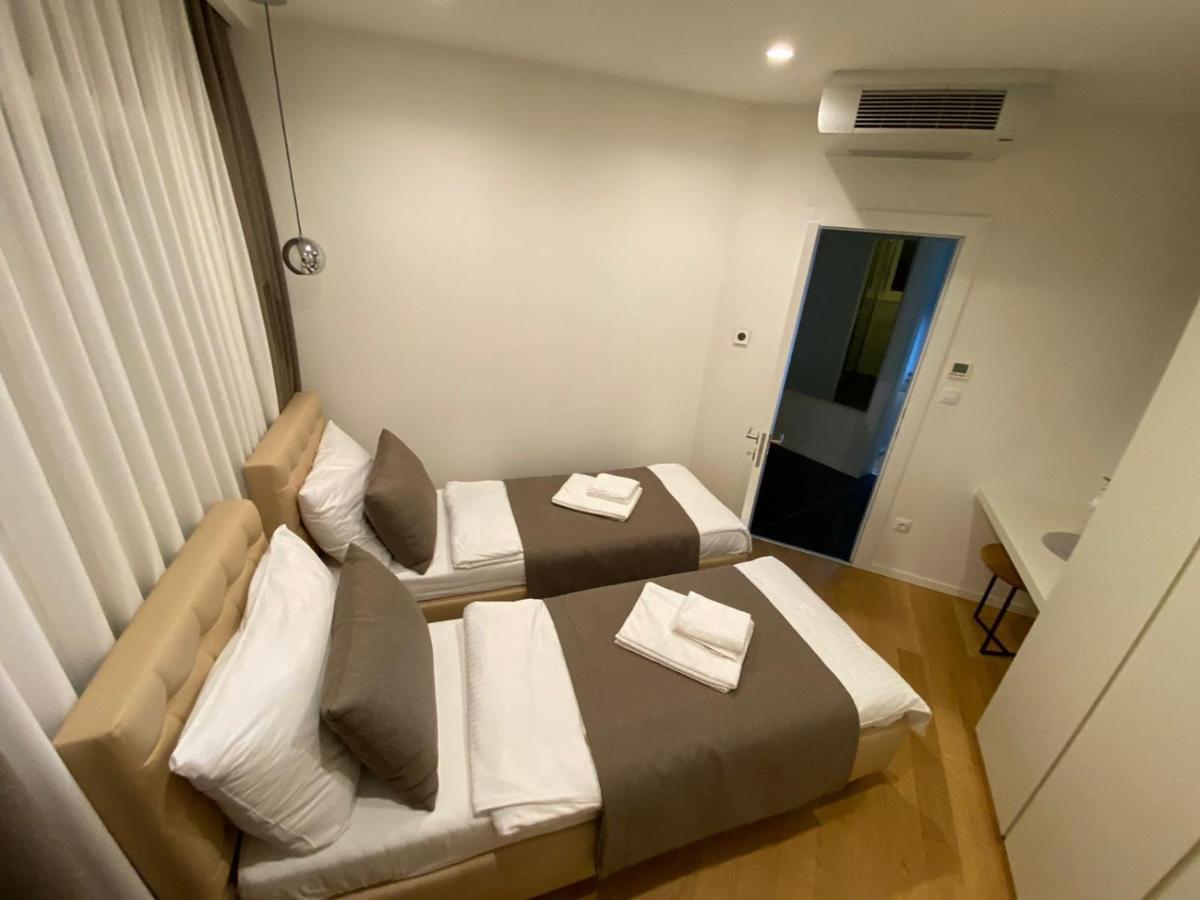 In Ziza, Rooftop Swimming Pool Apartment Opatija