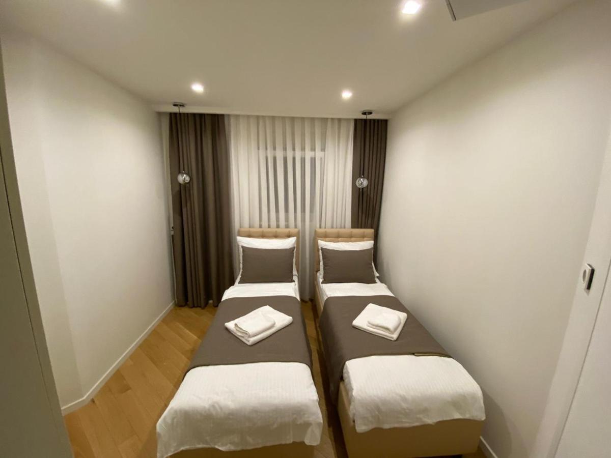 In Ziza, Rooftop Swimming Pool Apartment