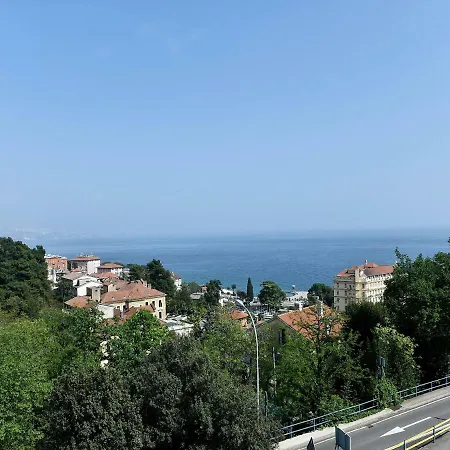 Apartments In Villa Ziza, Rooftop Swimming Pool Opatija Exterior photo