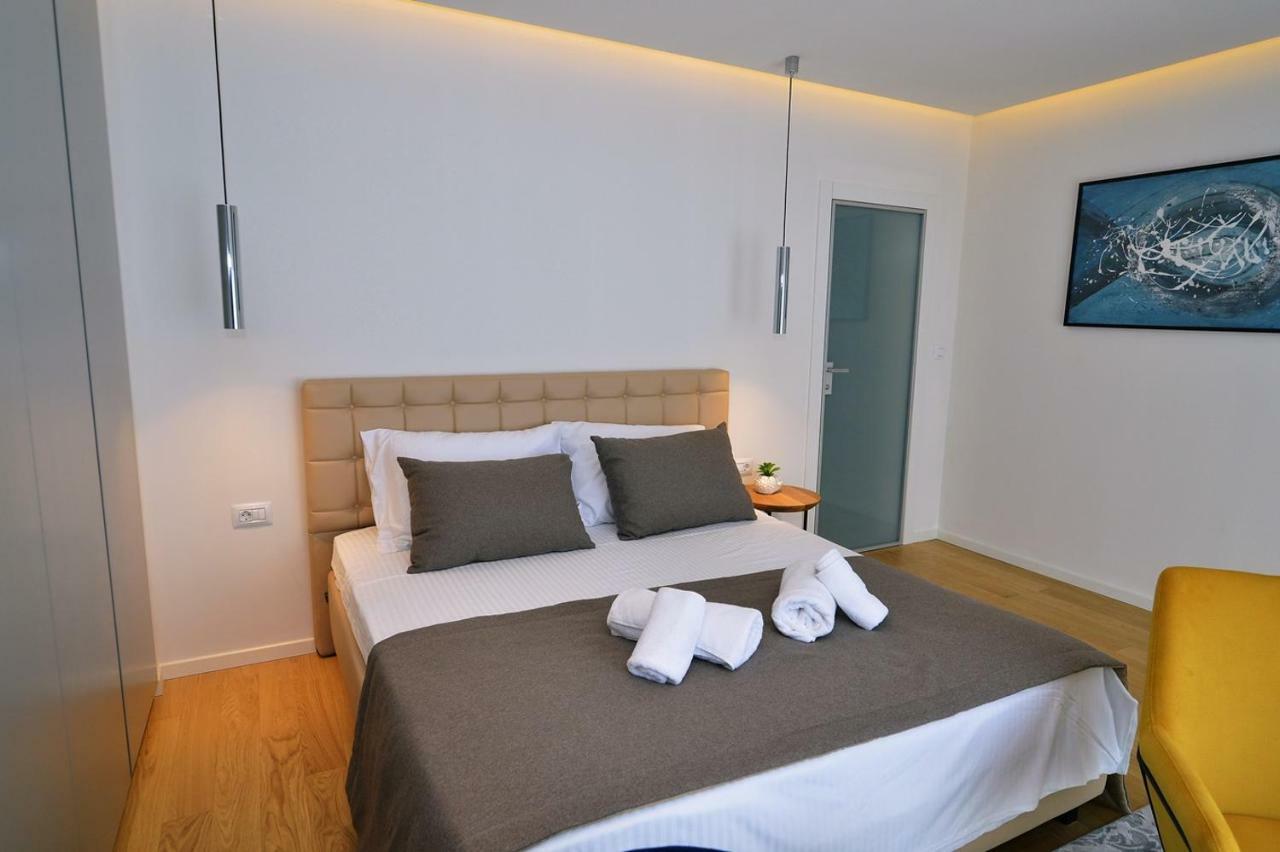 Apartman In Ziza, Rooftop Swimming Pool Abbázia